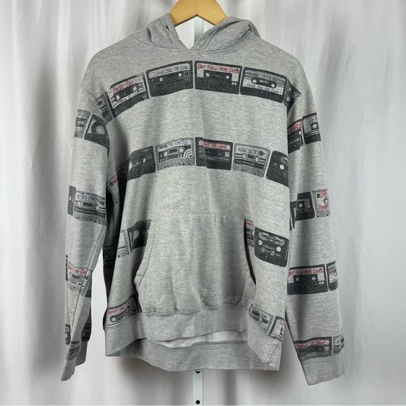 Rocawear Medium Cassette Tape Print Music Band Grunge Hoodie Sweatshirt Hooded - Picture 1 of 5
